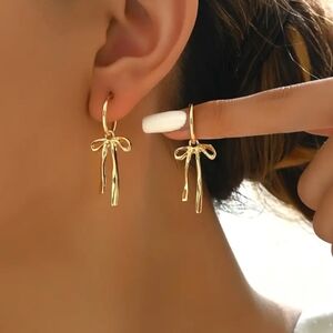 Golden Bowknot Earrings